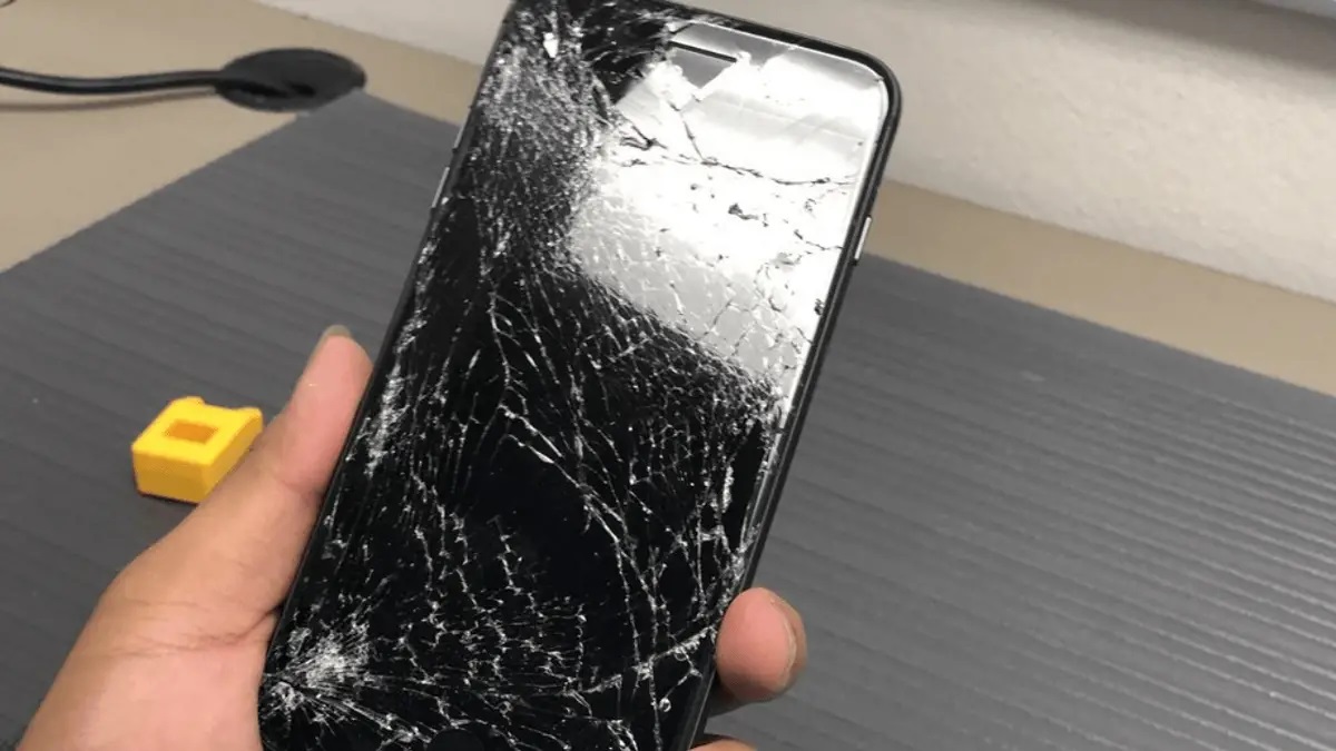 تعمیر موبایل بعد از سقوط